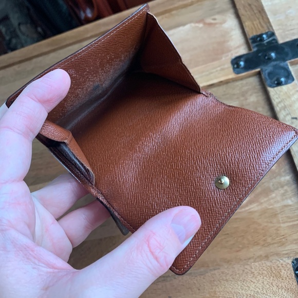 Authentic Louis Vuitton Wallet - Picture 12 of 16